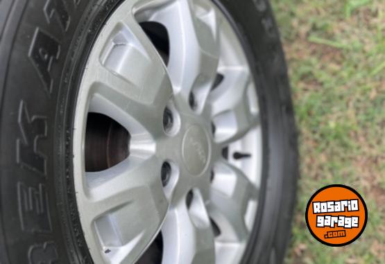 Camionetas - Ford Ranger 3.2 Xls 4x2 2012 Diesel 200000Km - En Venta