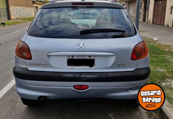 Autos - Peugeot 206 2005 Diesel 240000Km - En Venta