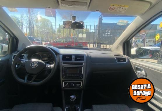 Autos - Volkswagen suran 2016 Nafta 100000Km - En Venta