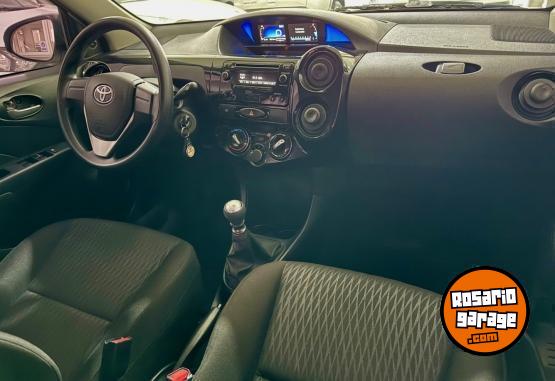 Autos - Toyota Etios 1.5 X 6MT 2020 Nafta 60000Km - En Venta