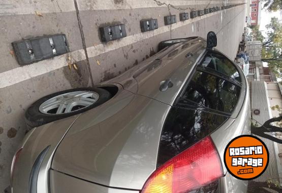 Autos - Ford FOCUS EDGE 1.6 CADENERO 2006 Nafta 190000Km - En Venta