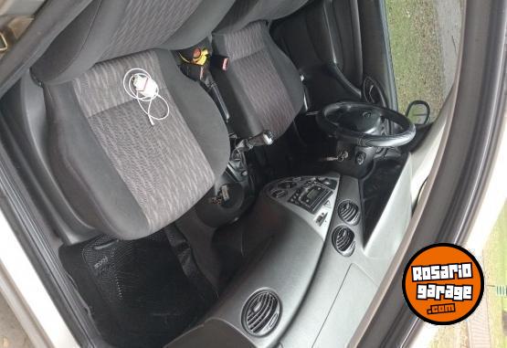 Autos - Ford FOCUS EDGE 1.6 CADENERO 2006 Nafta 190000Km - En Venta