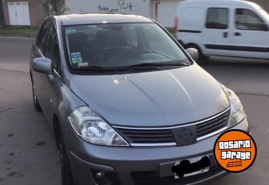Autos - Nissan Tiida Tekna 2010 Nafta 245000Km - En Venta