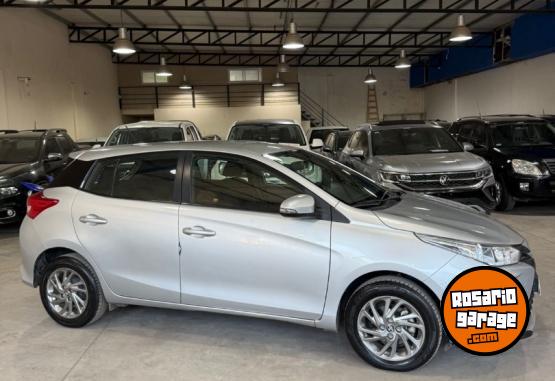 Autos - Toyota Yaris 2022 Nafta 111Km - En Venta
