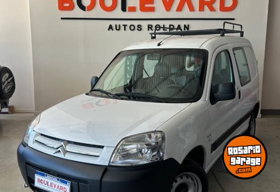 Utilitarios - Citroen Berlingo HDI Partner 2022 Diesel 52000Km - En Venta