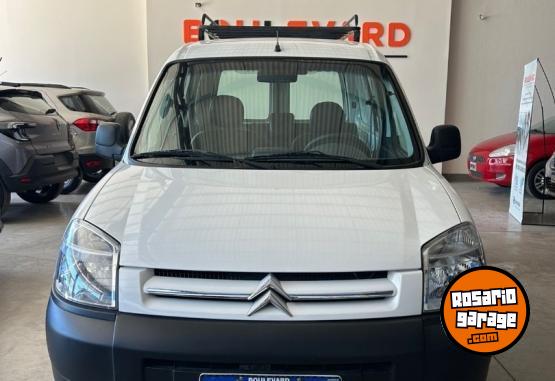 Utilitarios - Citroen Berlingo HDI Partner 2022 Diesel 52000Km - En Venta
