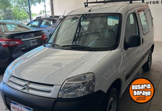 Utilitarios - Citroen Berlingo HDI Partner 2022 Diesel 52000Km - En Venta