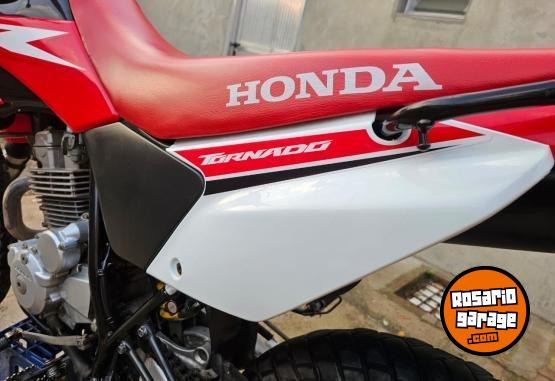 Motos - Honda Tornado 250 2019 Nafta - En Venta