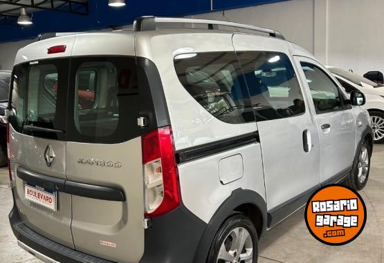 Utilitarios - Renault Kangoo Stepway 2018 Nafta  - En Venta