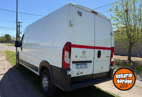 Utilitarios - Peugeot Boxer larga alta 2021 Diesel  - En Venta