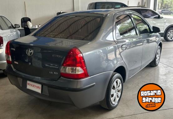 Autos - Toyota Etios XS plus 2016 Nafta - En Venta