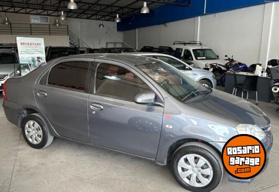 Autos - Toyota Etios XS plus 2016 Nafta - En Venta