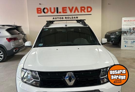 Camionetas - Renault Duster Oroch outsider 2017 GNC 84000Km - En Venta