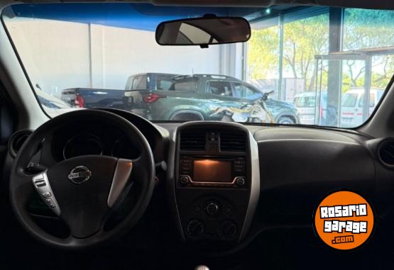 Autos - Nissan Versa 2019 Nafta  - En Venta