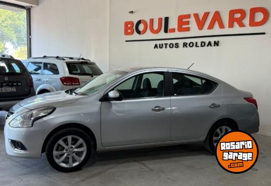 Autos - Nissan Versa 2019 Nafta  - En Venta