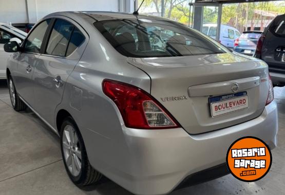 Autos - Nissan Versa 2019 Nafta  - En Venta
