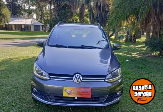 Autos - Volkswagen SURAN 2016 Nafta 88000Km - En Venta