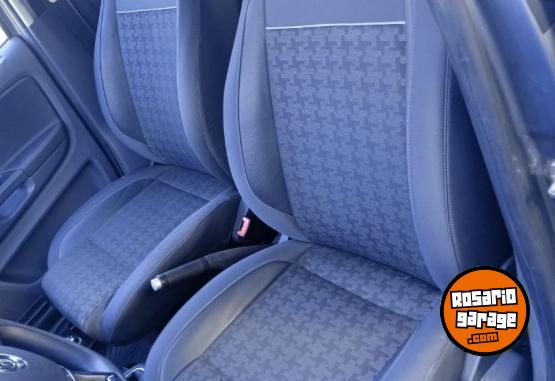 Autos - Volkswagen SURAN 2016 Nafta 88000Km - En Venta