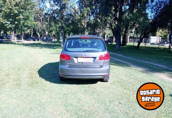 Autos - Volkswagen SURAN 2016 Nafta 88000Km - En Venta