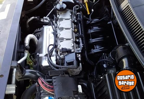 Autos - Volkswagen SURAN 2016 Nafta 88000Km - En Venta