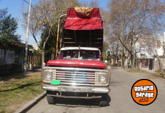 Camiones y Gras - CAMION FORD 700 MODELO 1973 - En Venta