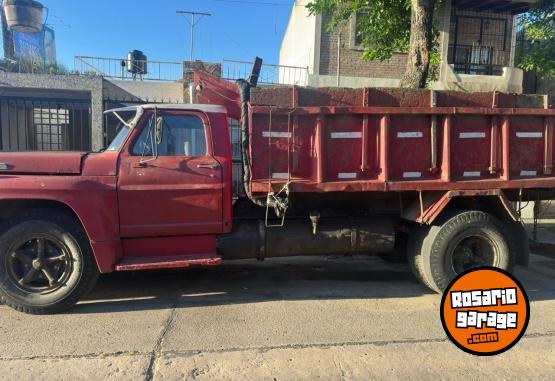 Camiones y Gras - CAMION FORD 700 MODELO 1973 - En Venta