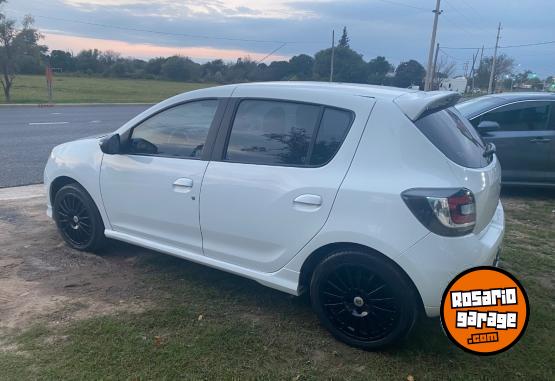 Autos - Renault Sandero || 1.6 privilege 2016 GNC 122200Km - En Venta