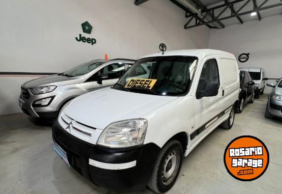 Utilitarios - Citroen Berlingo Furgon 1.6 HDI 2012 Diesel 170000Km - En Venta