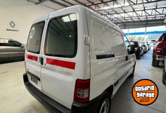 Utilitarios - Citroen Berlingo Furgon 1.6 HDI 2012 Diesel 170000Km - En Venta