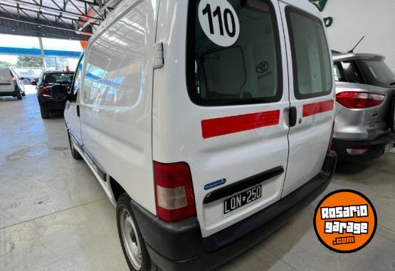 Utilitarios - Citroen Berlingo Furgon 1.6 HDI 2012 Diesel 170000Km - En Venta