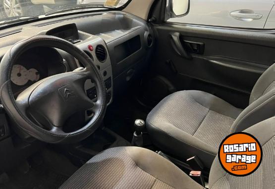 Utilitarios - Citroen Berlingo Furgon 1.6 HDI 2012 Diesel 170000Km - En Venta