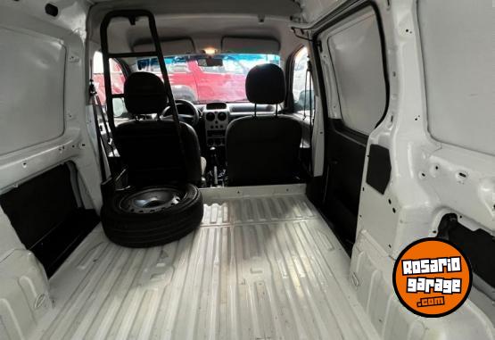 Utilitarios - Citroen Berlingo Furgon 1.6 HDI 2012 Diesel 170000Km - En Venta