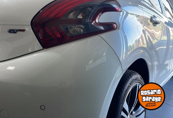 Autos - Peugeot 208 GT 2017 Nafta 64000Km - En Venta