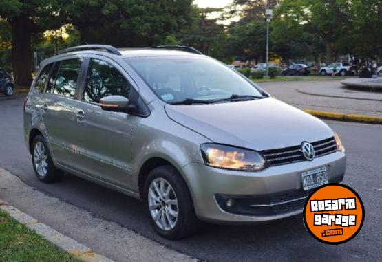 Autos - Volkswagen suran highline 2013 Nafta 120000Km - En Venta