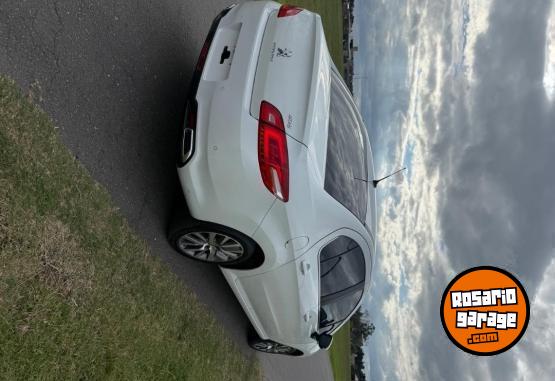 Autos - Peugeot 408 feline HDI 2020 Diesel 90000Km - En Venta