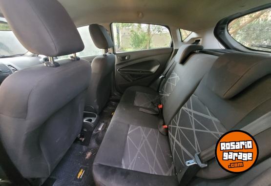 Autos - Ford Fiesta 2015 GNC 140000Km - En Venta