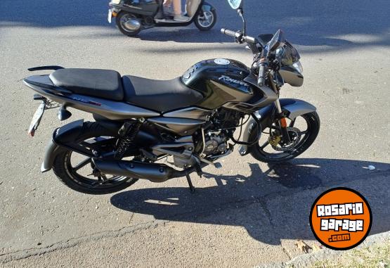 Motos - Bajaj 125 2021 Nafta 13000Km - En Venta
