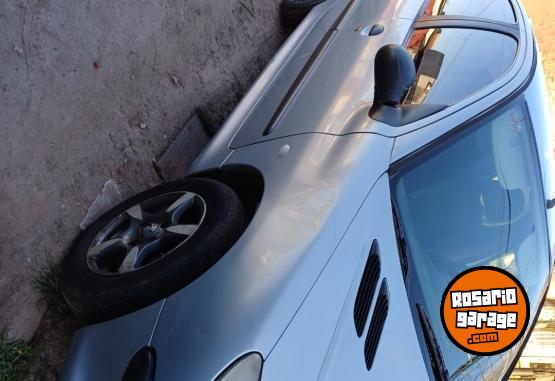 Autos - Peugeot 206 xr premiun 2003 Nafta 200000Km - En Venta