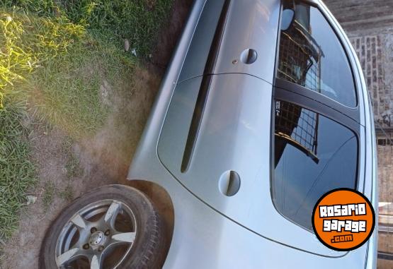 Autos - Peugeot 206 xr premiun 2003 Nafta 200000Km - En Venta