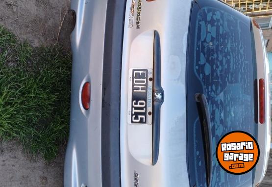Autos - Peugeot 206 xr premiun 2003 Nafta 200000Km - En Venta