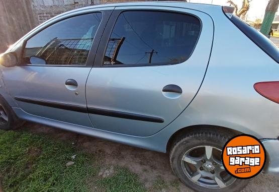 Autos - Peugeot 206 xr premiun 2003 Nafta 200000Km - En Venta