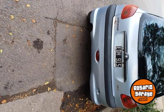 Autos - Peugeot 206 xr premiun 2003 Nafta 200000Km - En Venta