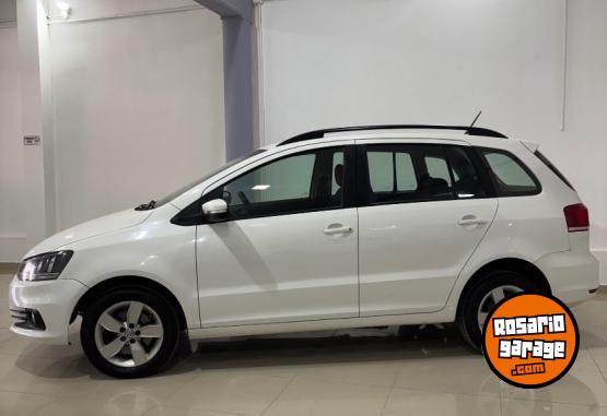 Autos - Volkswagen Suran 2016 GNC 126000Km - En Venta
