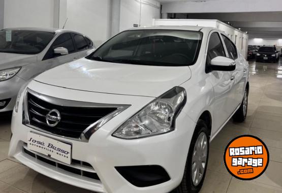 Autos - Nissan Versa 2019 Nafta 110000Km - En Venta