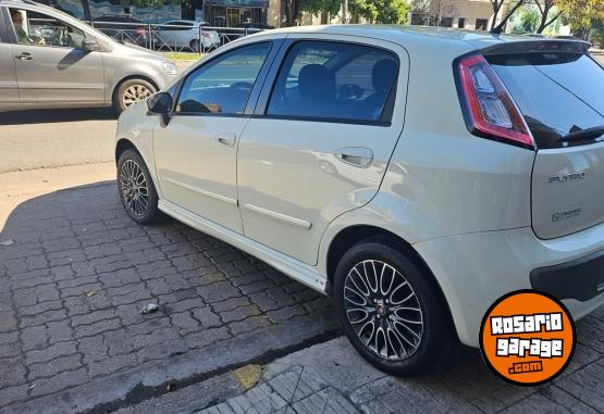 Autos - Fiat PUNTO SPORTING 2014 Nafta 60000Km - En Venta