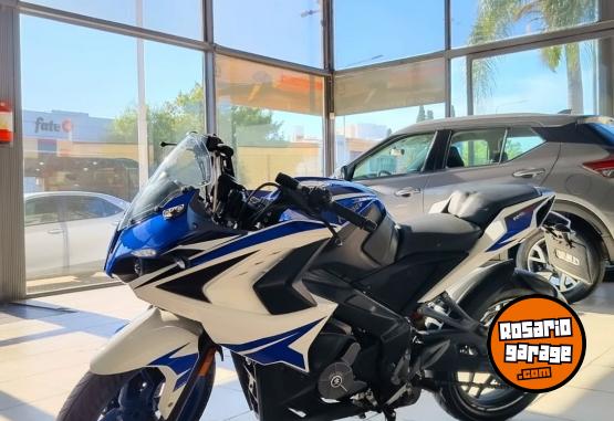 Motos - Bajaj ROUSER RS 200 2021 Nafta 10000Km - En Venta