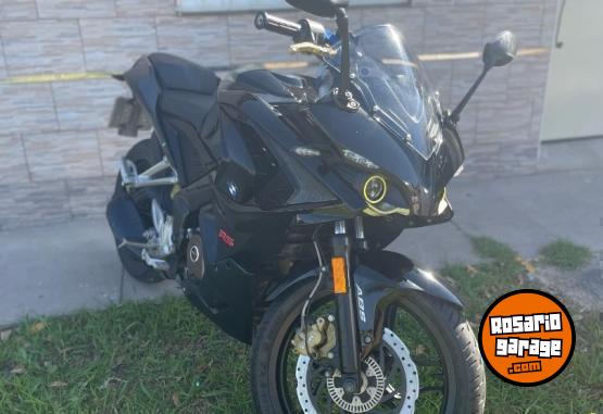 Motos - Bajaj Rs 200 2017 Nafta 8200Km - En Venta