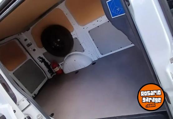 Utilitarios - Mercedes Benz Vito Furgon 2019 Diesel  - En Venta