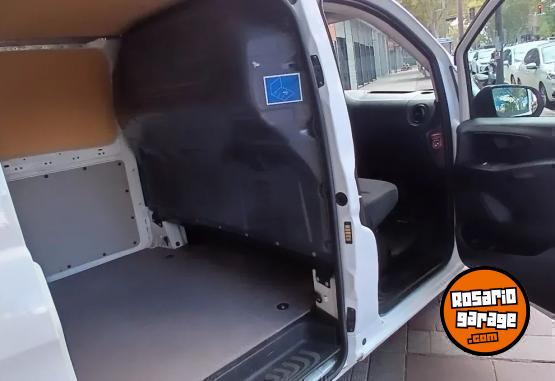 Utilitarios - Mercedes Benz Vito Furgon 2019 Diesel  - En Venta