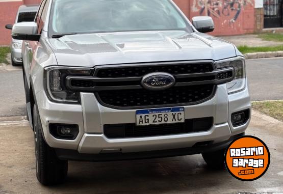 Camionetas - Ford Ranger XLS 2023 Diesel 41000Km - En Venta